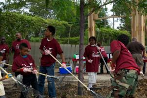 Greater Englewood CDC Clean Up Day with NHS